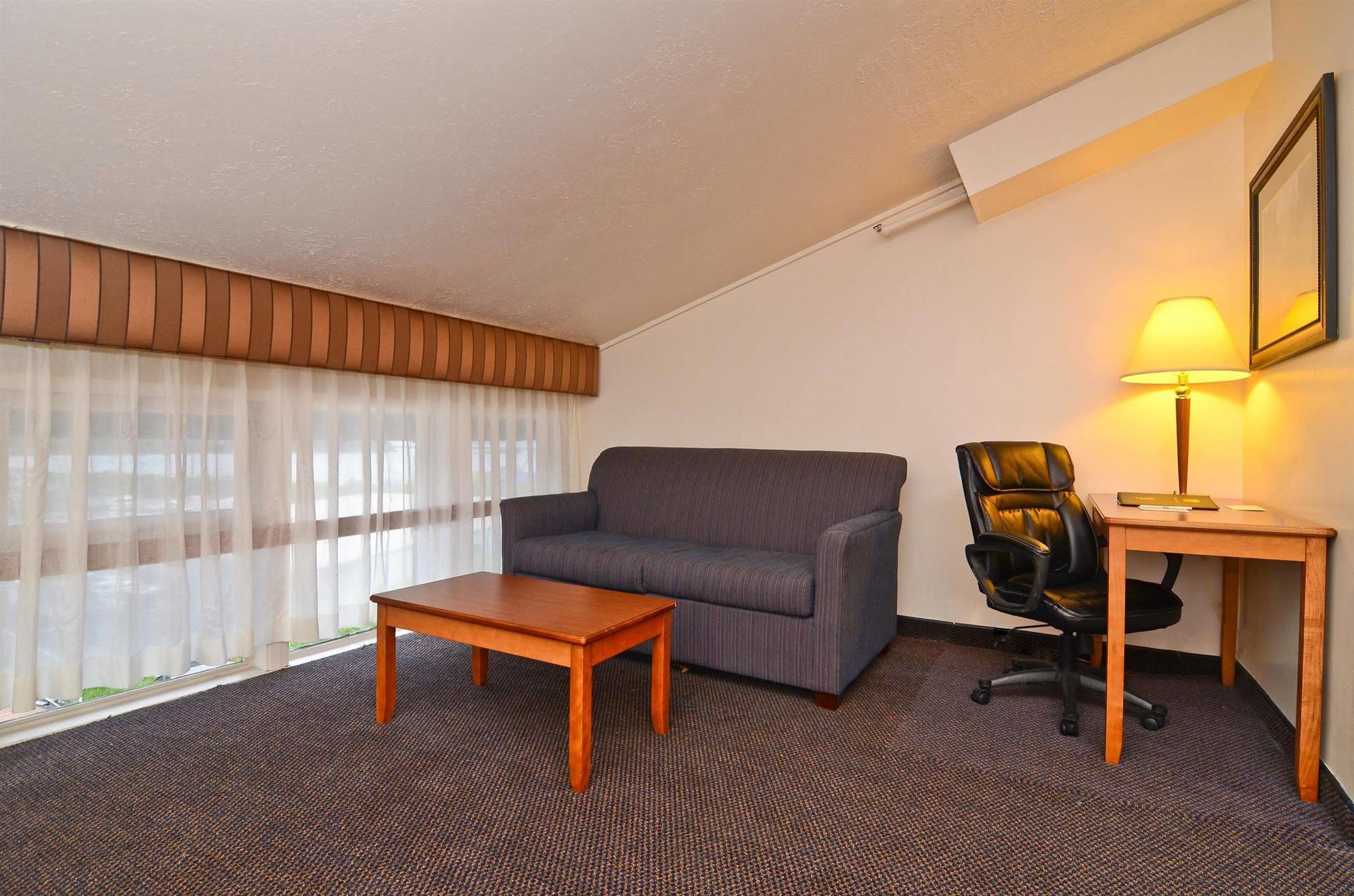 Best Western Kodiak Inn & Convention Center Room photo
